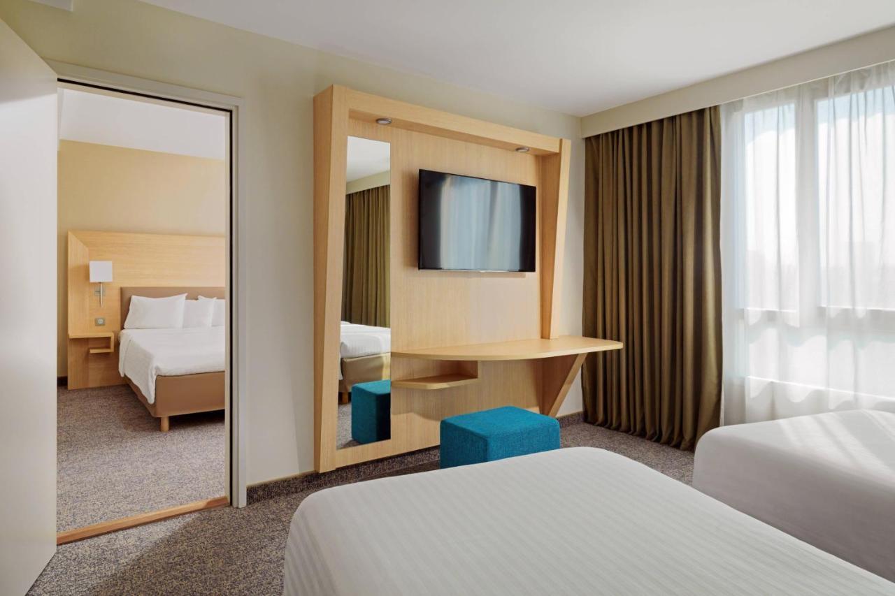Courtyard By Marriott Paris La Defense West - Colombes Hotel Bois-Colombes Kültér fotó