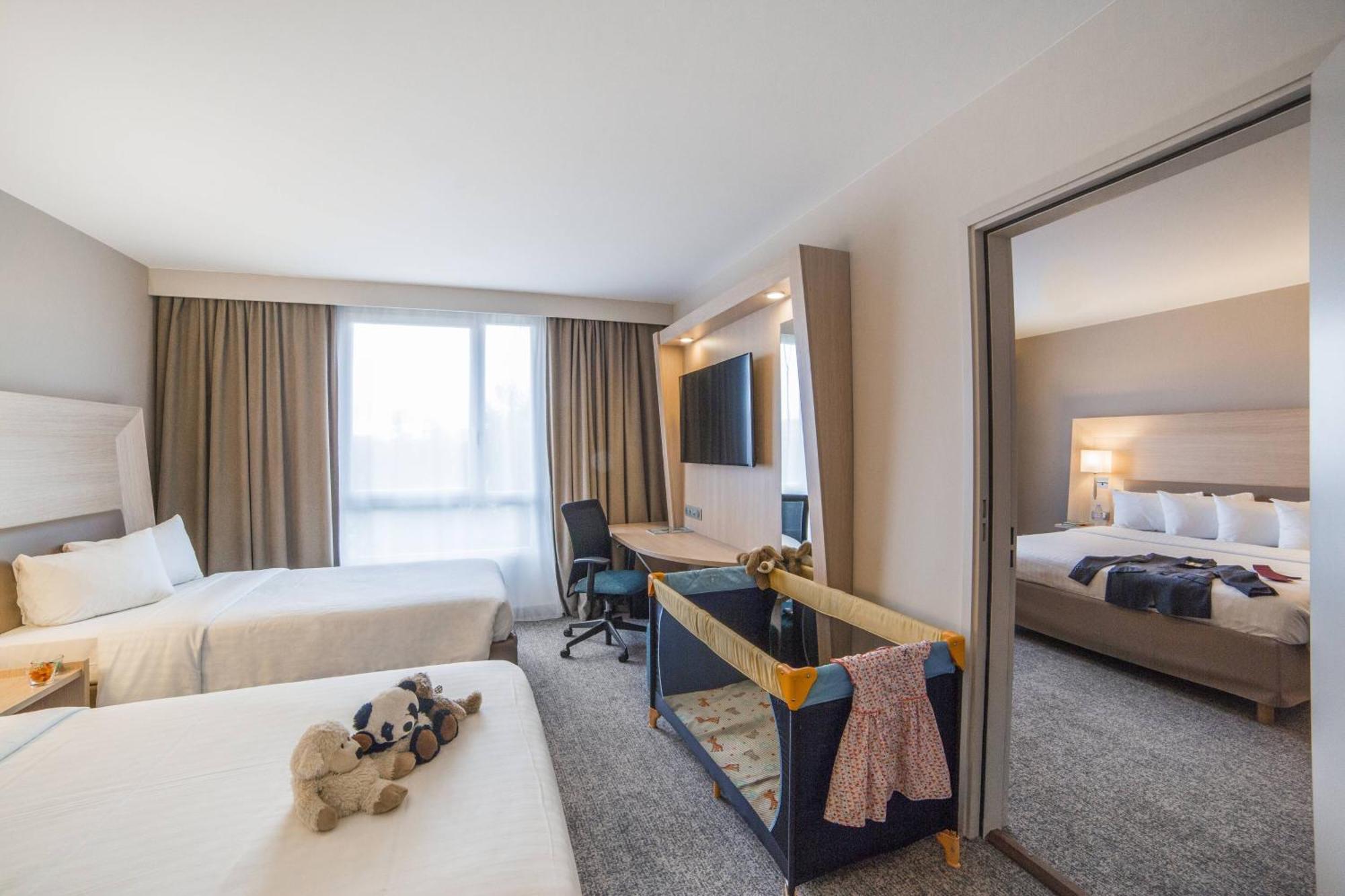 Courtyard By Marriott Paris La Defense West - Colombes Hotel Bois-Colombes Kültér fotó